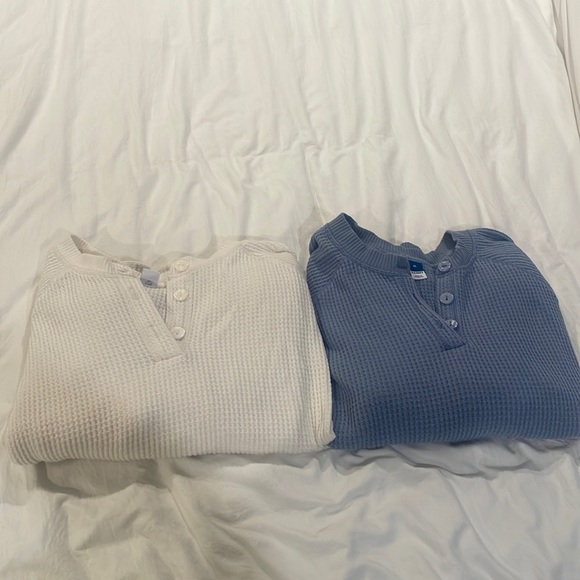 Two Pack Old Navy Thermals - Picture 1 of 7